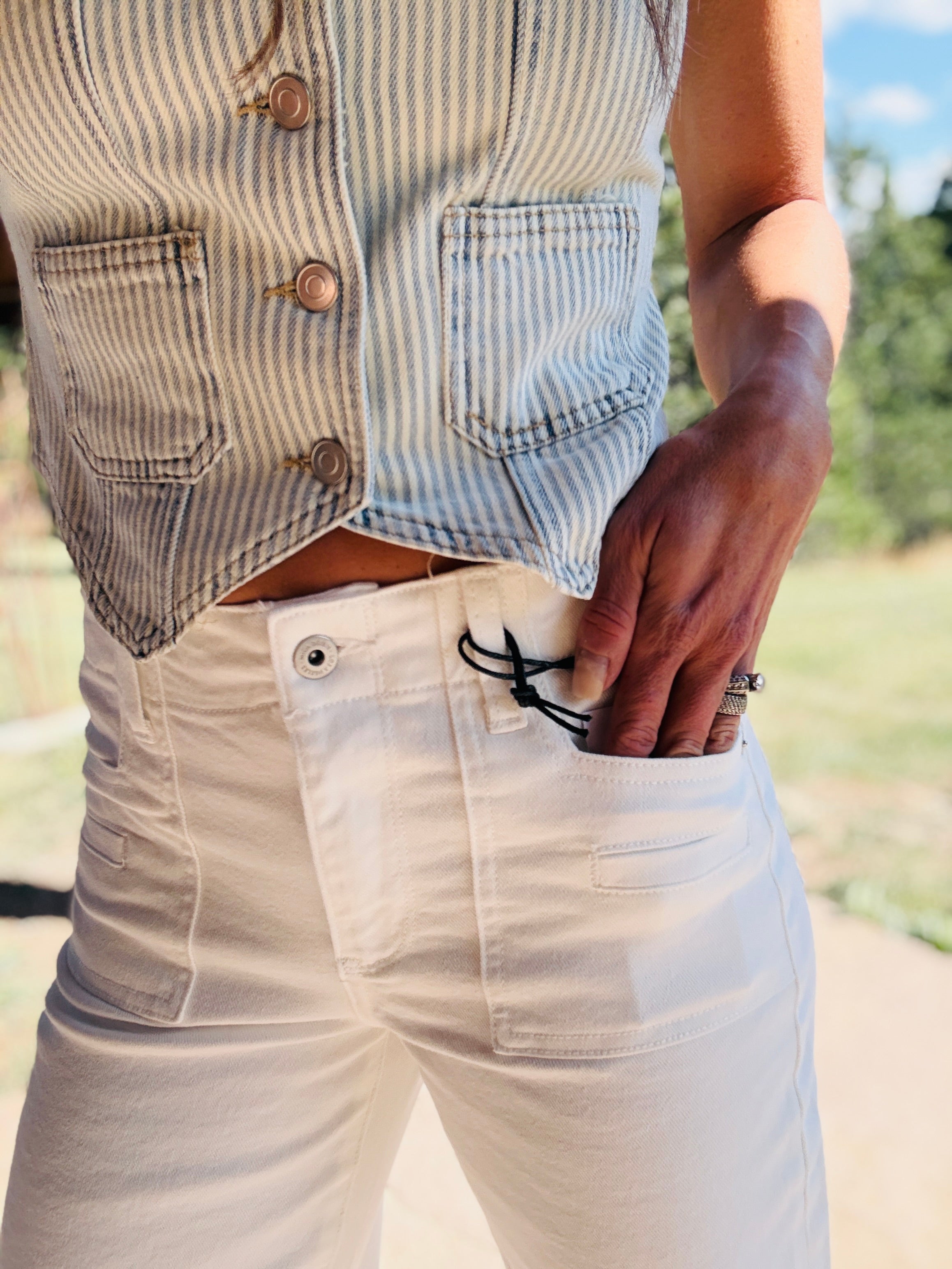 MICA HR Alabaster Patch Pocket WL