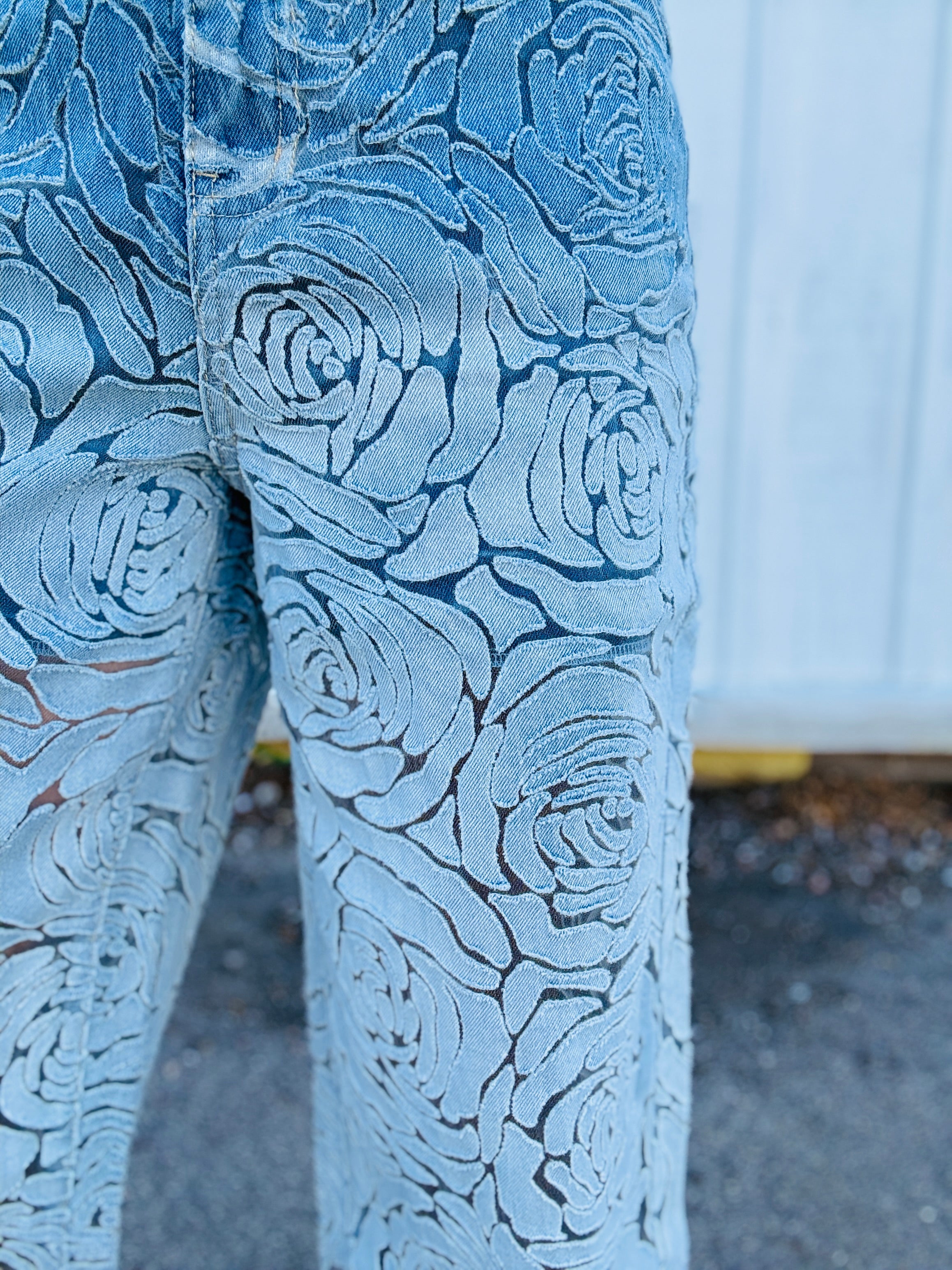 Ombre Cutout HR WL Jean