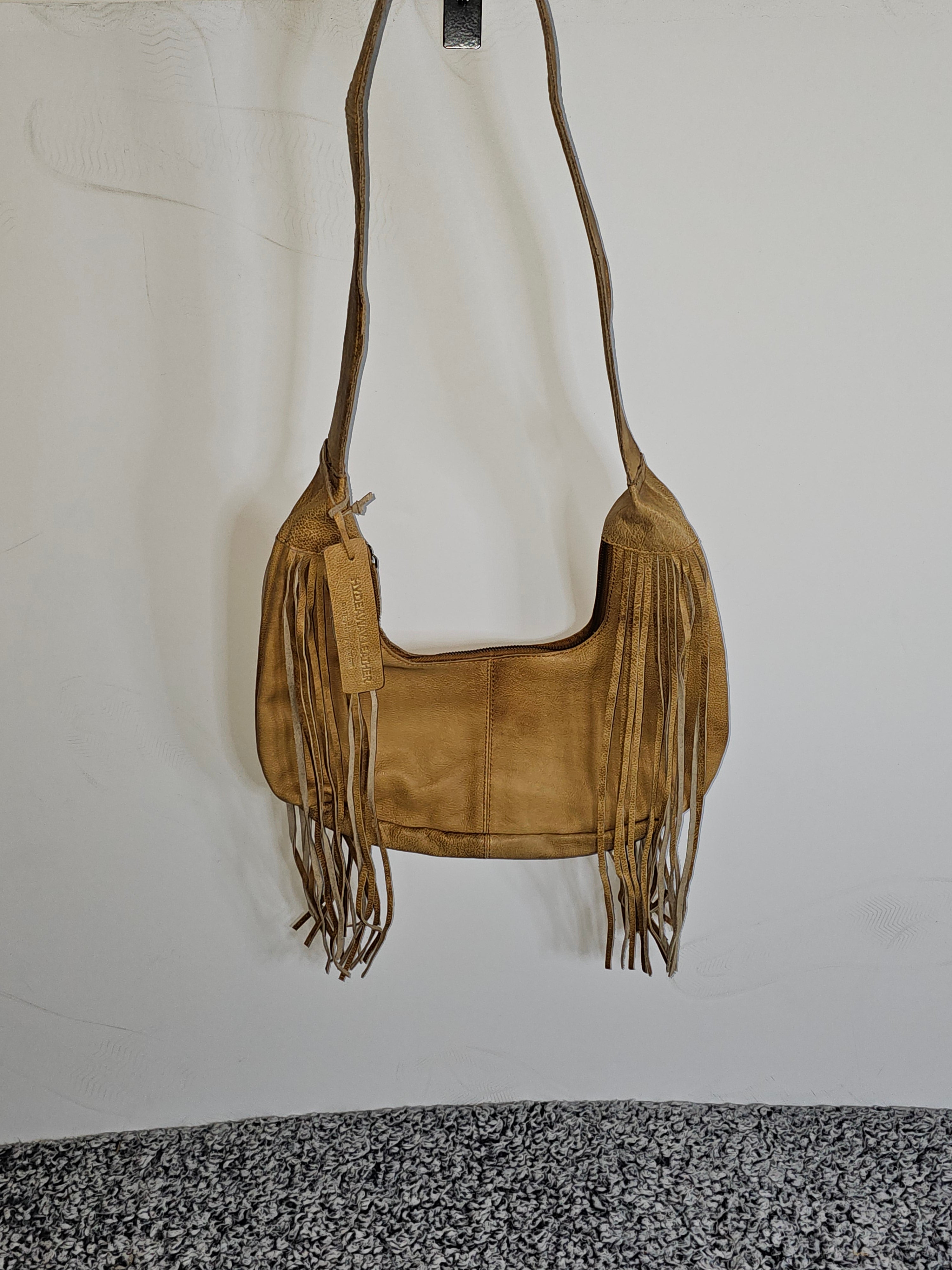 CUT N’ PASTE Saba Sling Bag