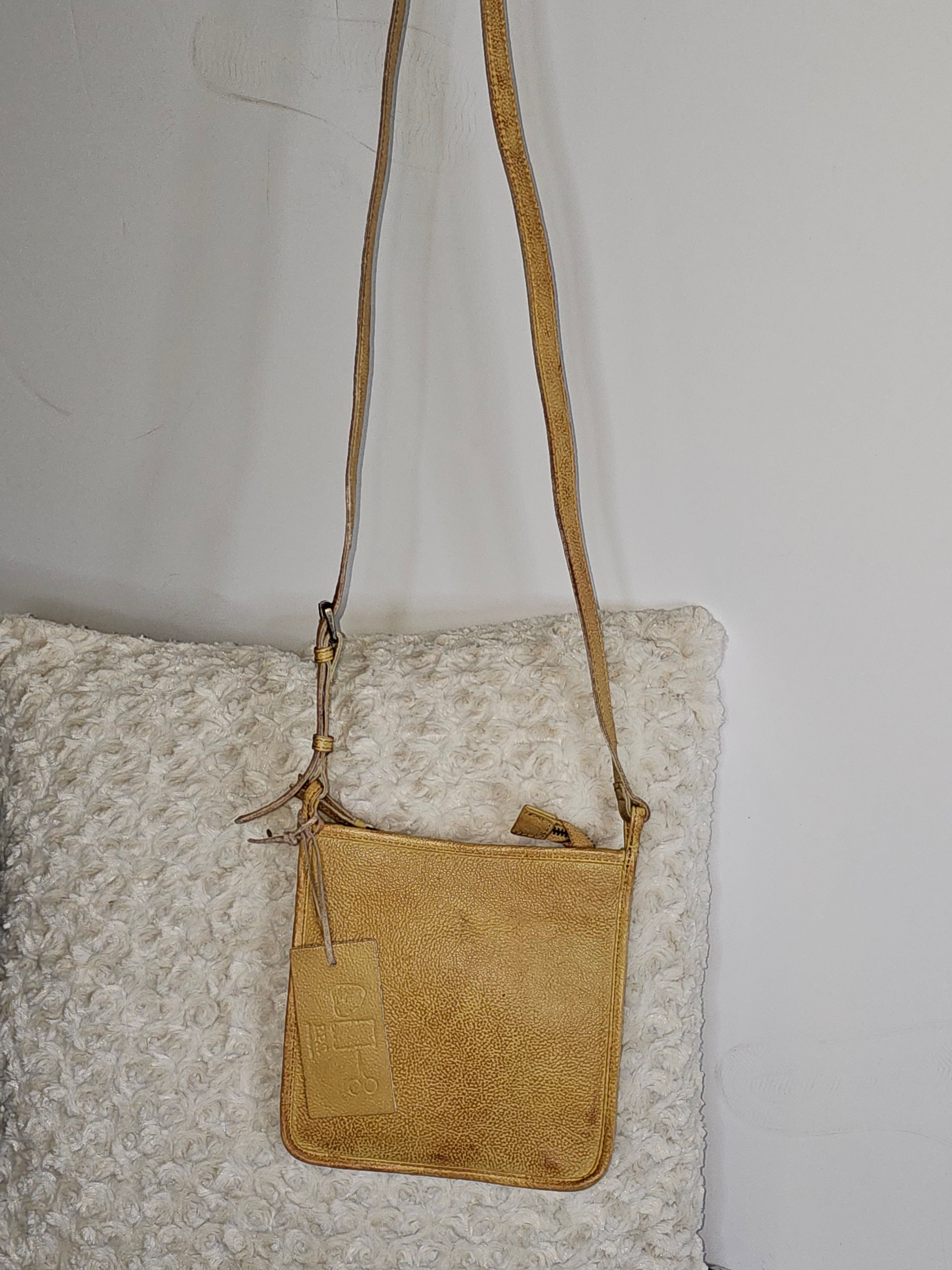 CUT N’ PASTE Haley Crossbody