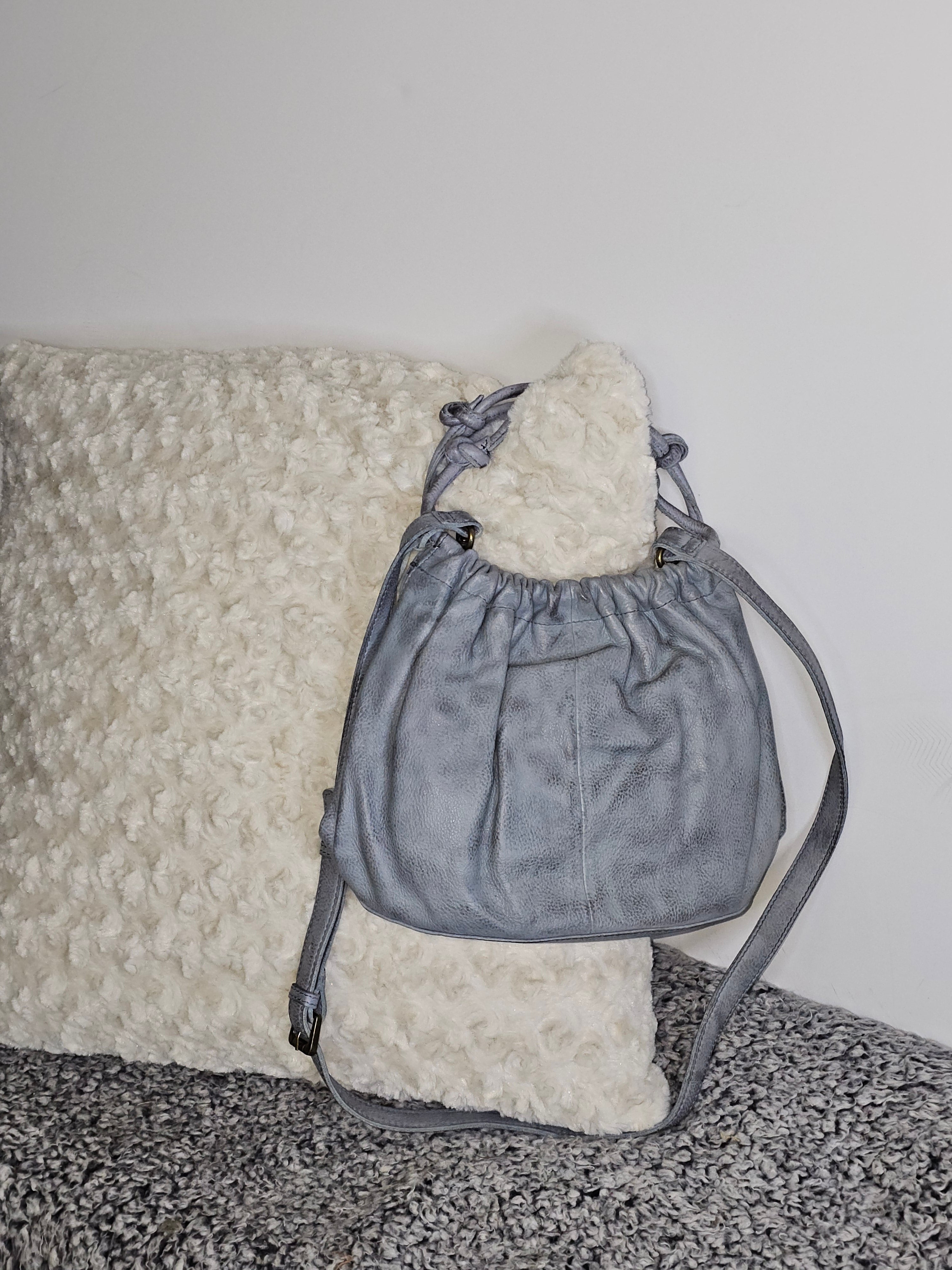 CUT N’ PASTE Maral Crossbody Bag