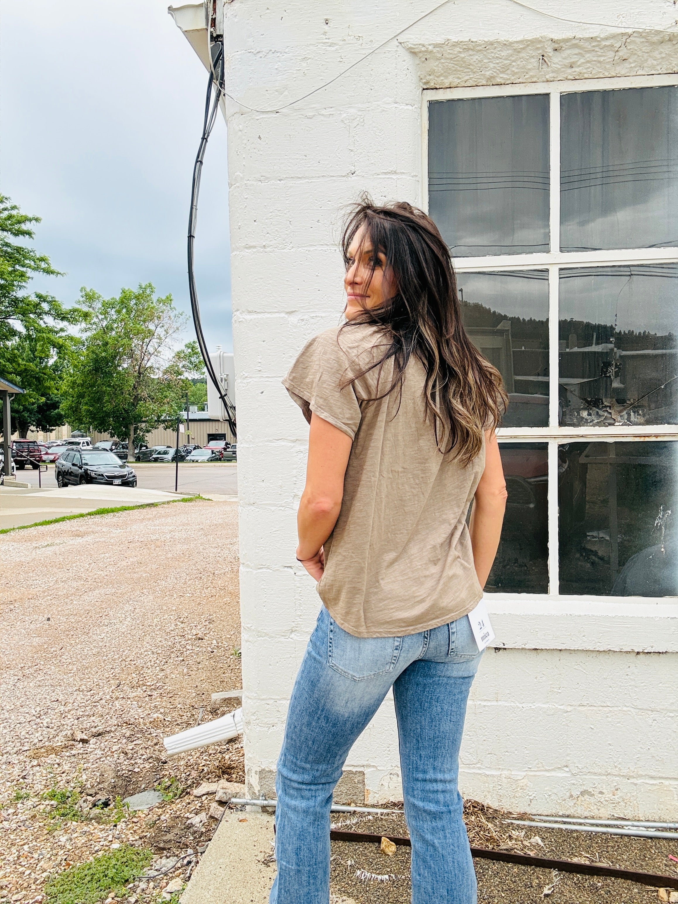 Dylan Jolie Tee