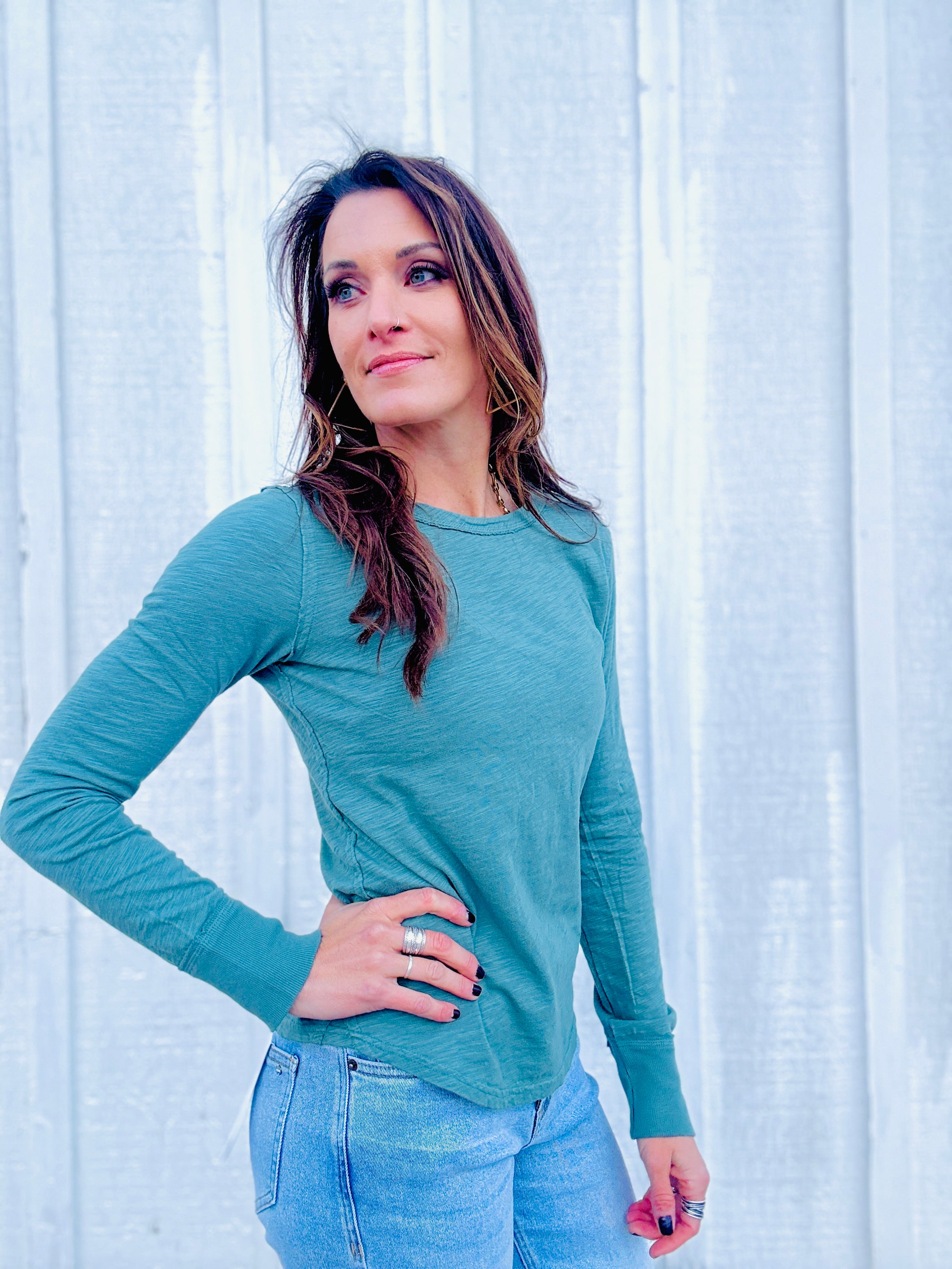 DYLAN LS Vintage Tee