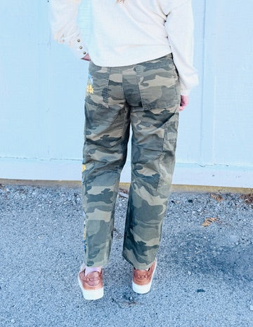 Driftwood Bri Barrel x Sunflower