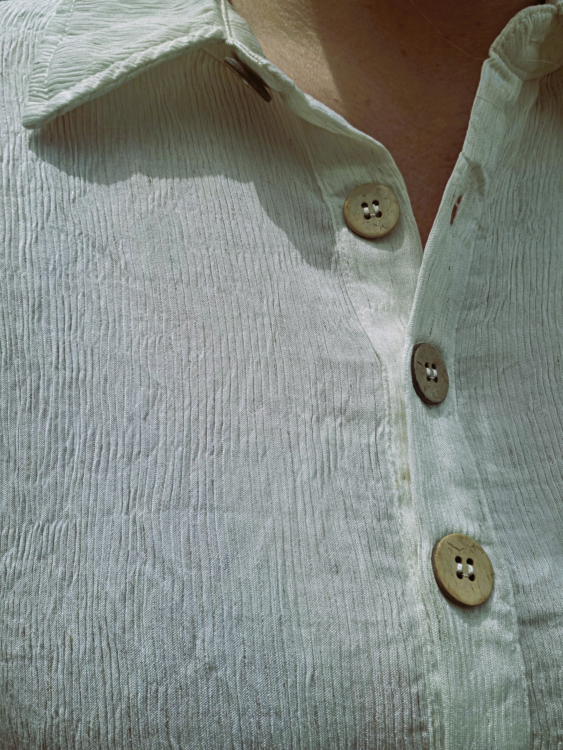 Marie 1/2 Button Top