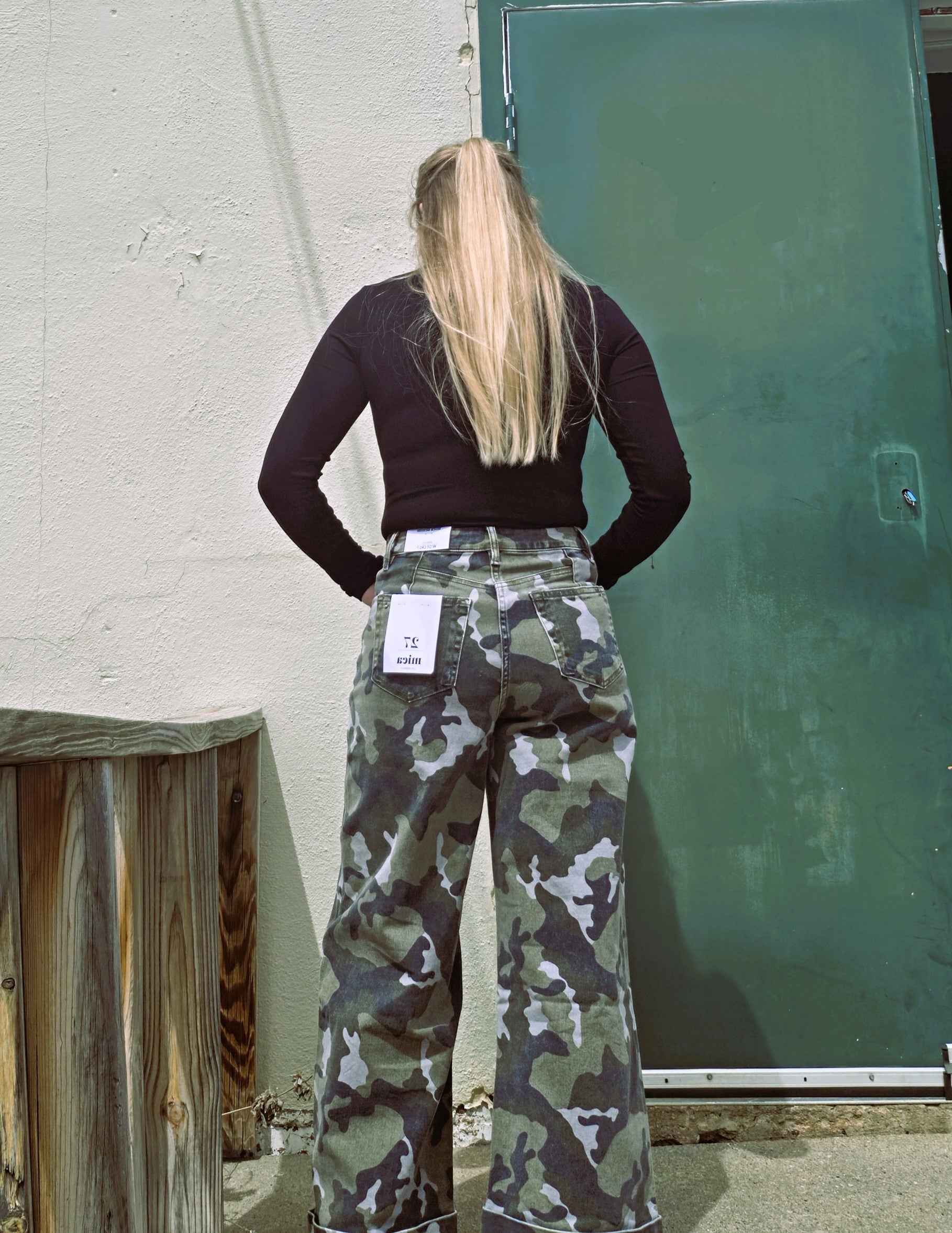 MICA HR Amulet Camo WL