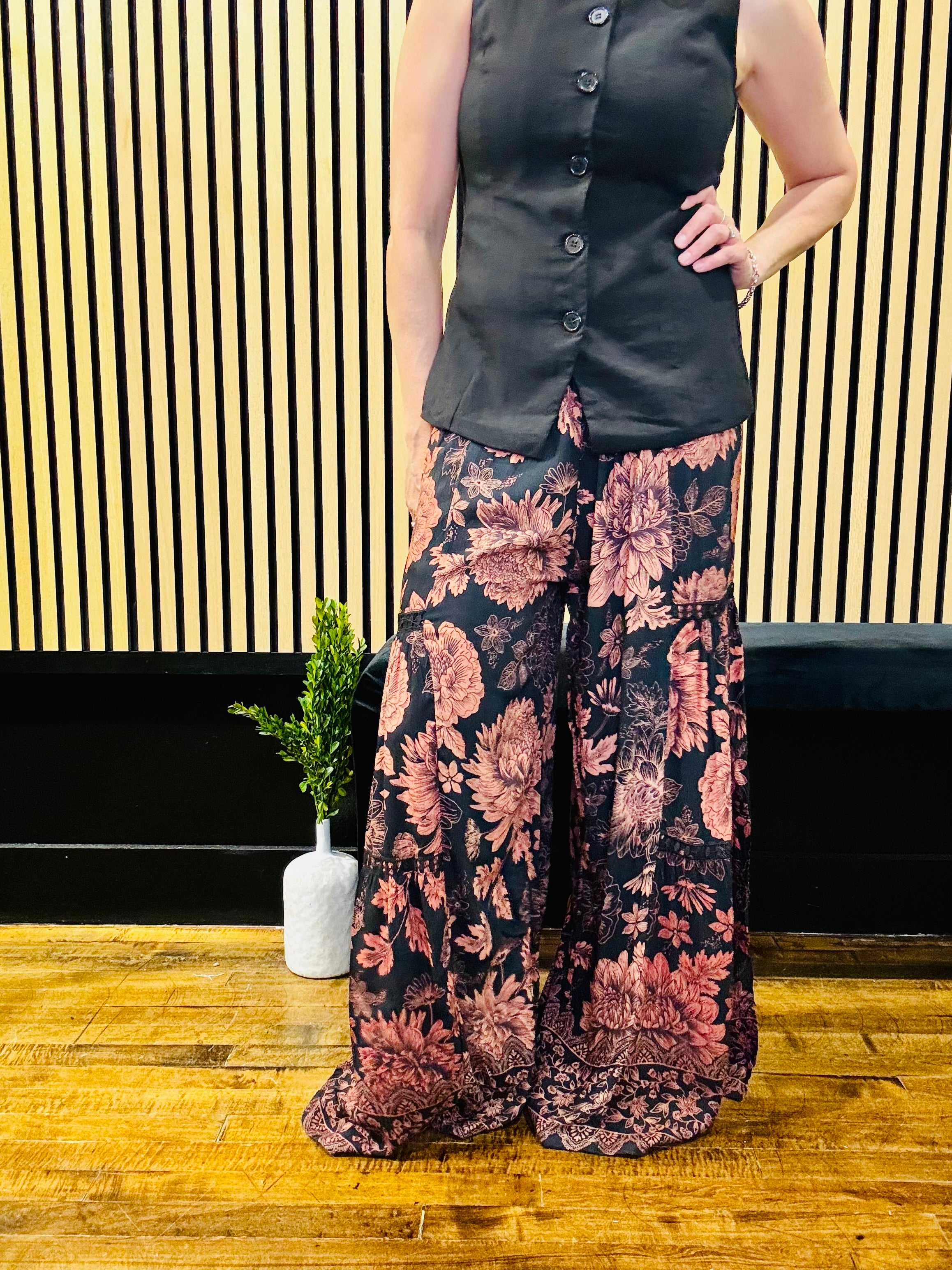 Wander Lace Inset Pants