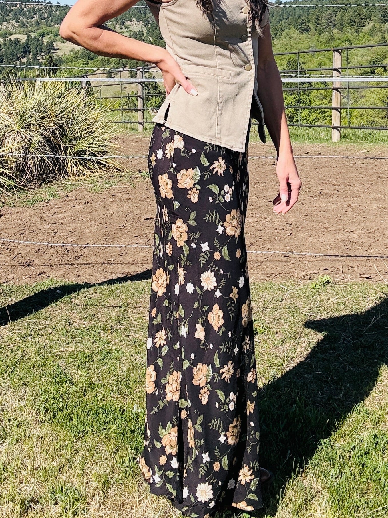 Floral Slip On Skirt