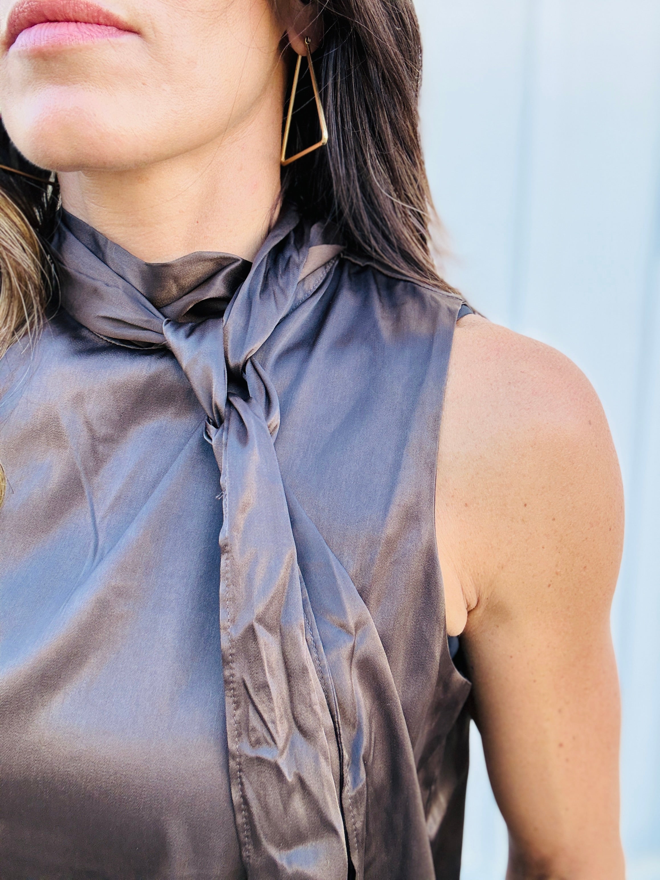 Tie Neck Sleeveless Top