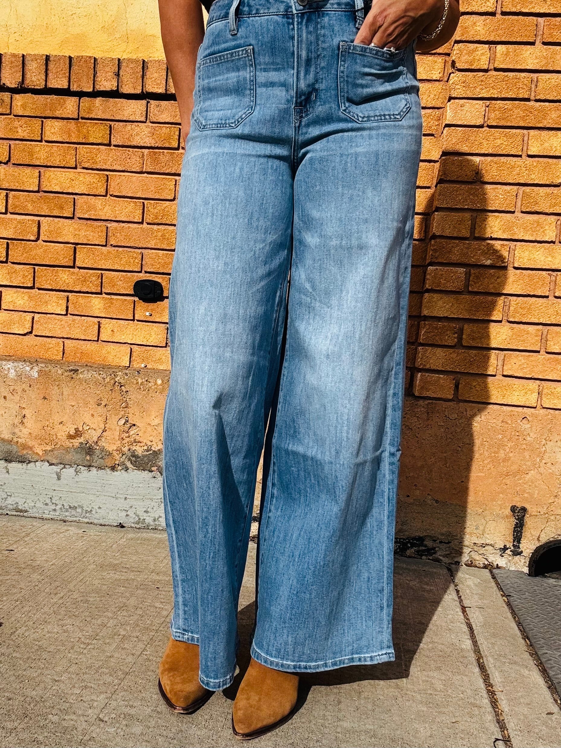 MICA HR Patch Pocket Wide