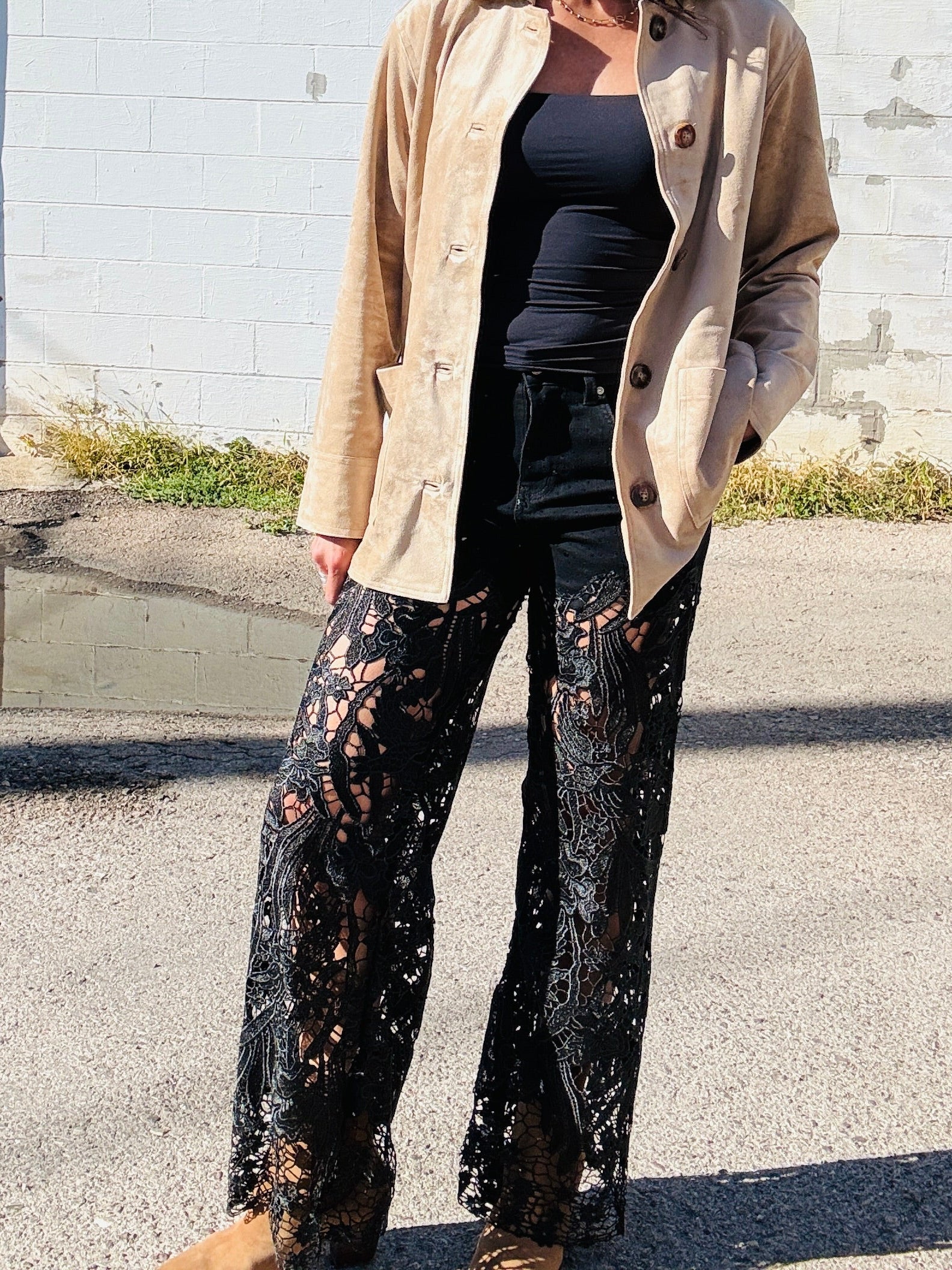 Cutout HR WL Fav Black Jeans