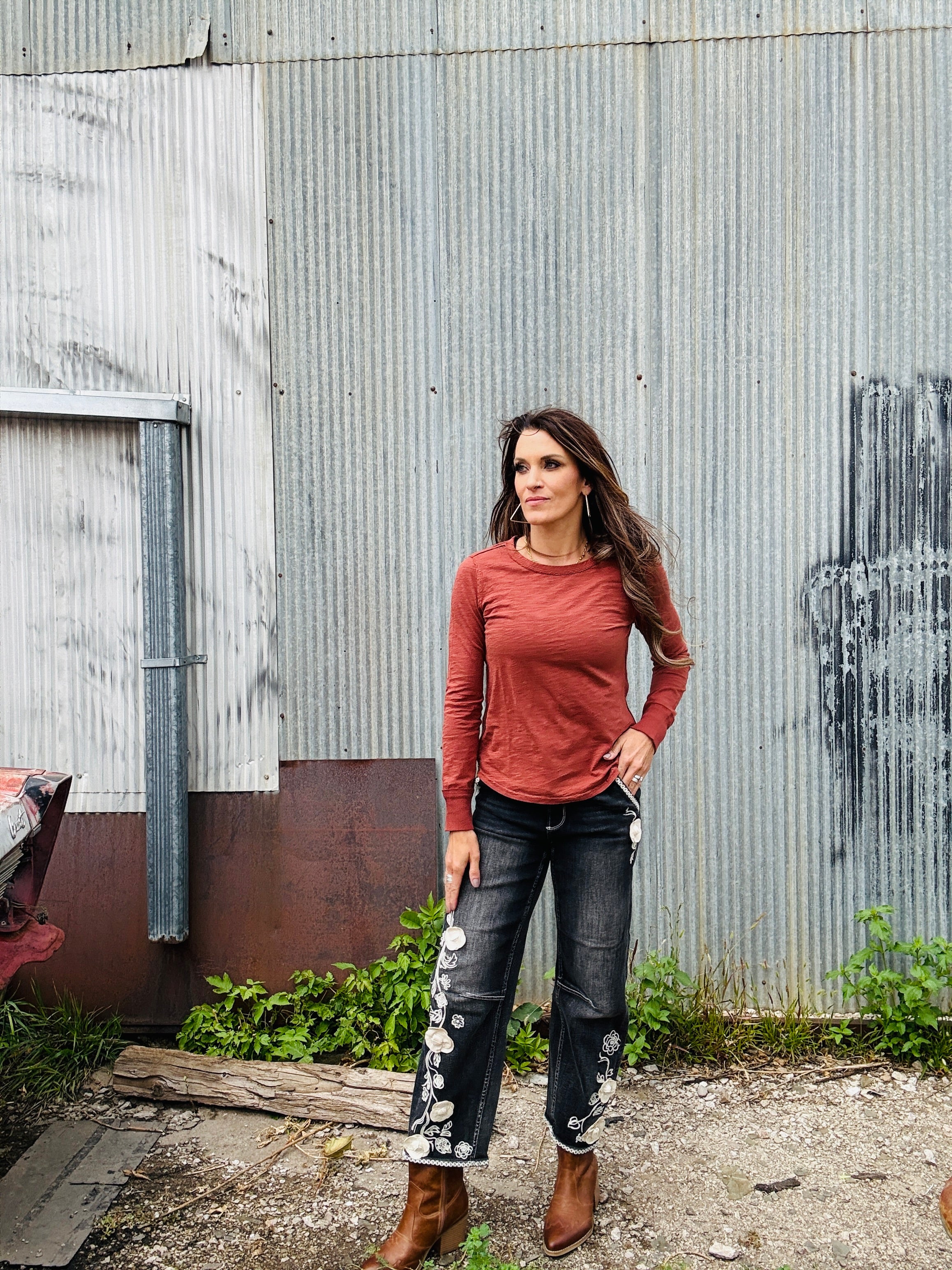 DRIFTWOOD Barbara x Ravishing Rosettes