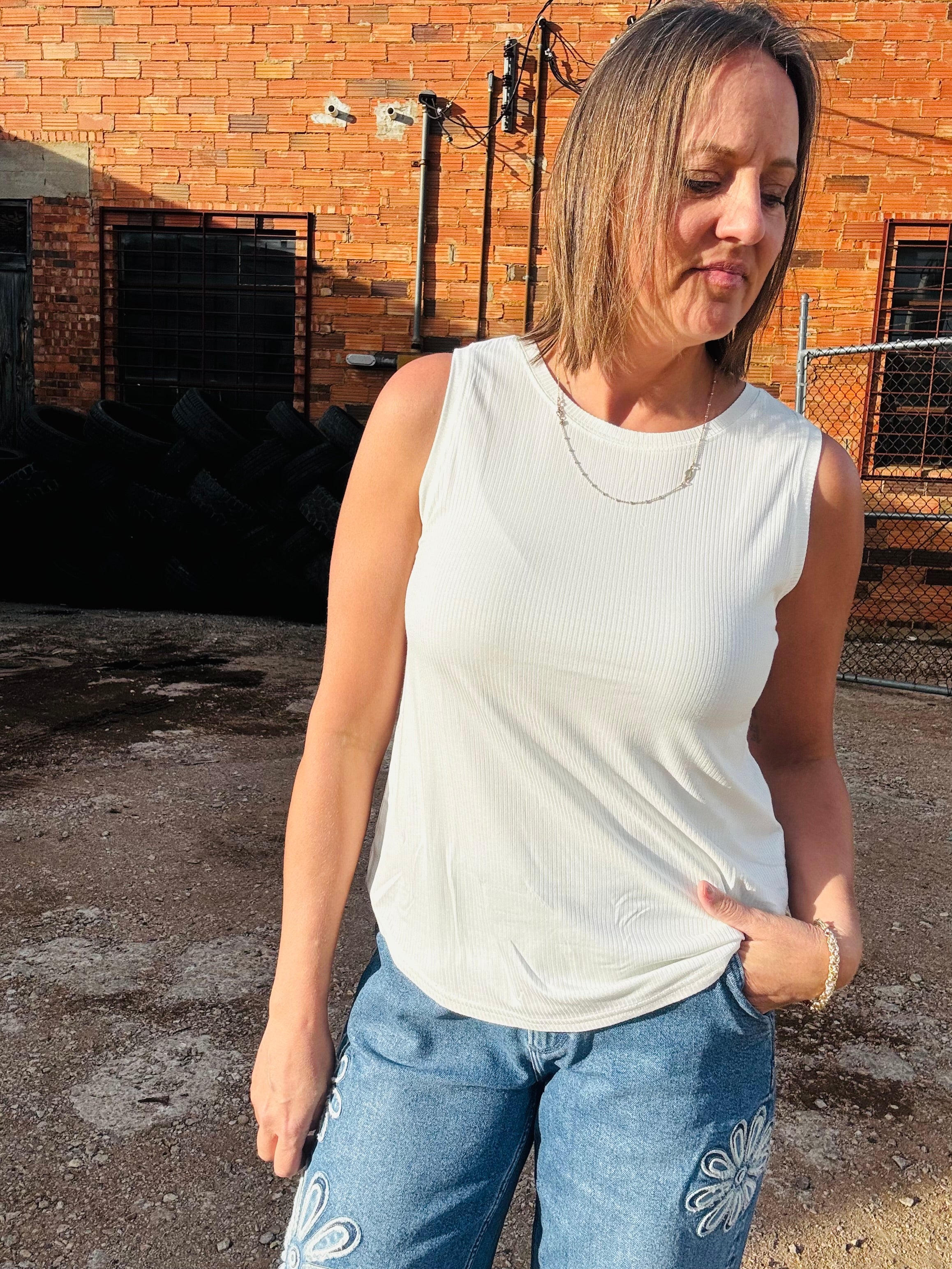 Thread & Supply Euclid Tank