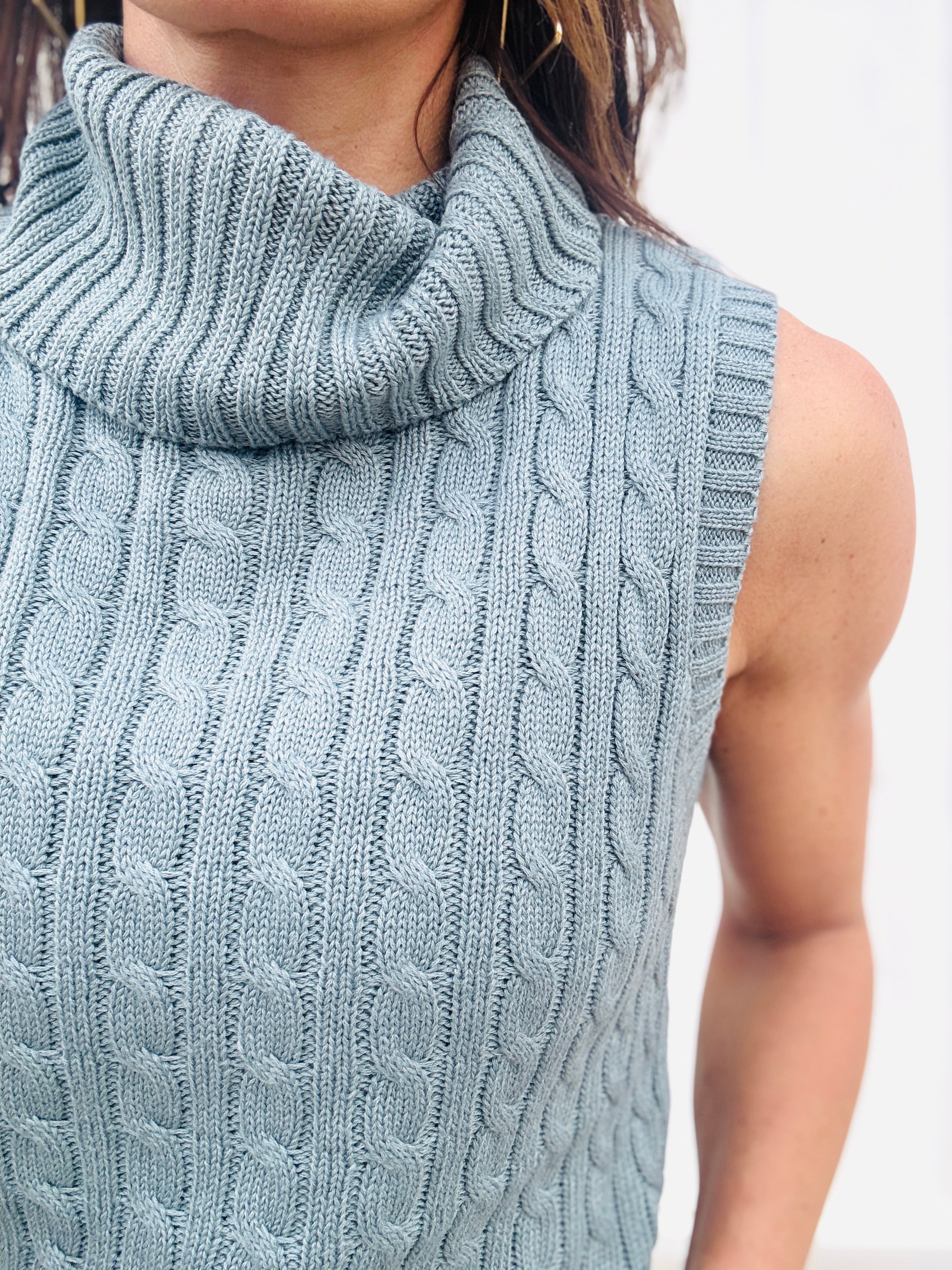 Sleeveless Turtleneck Sweater