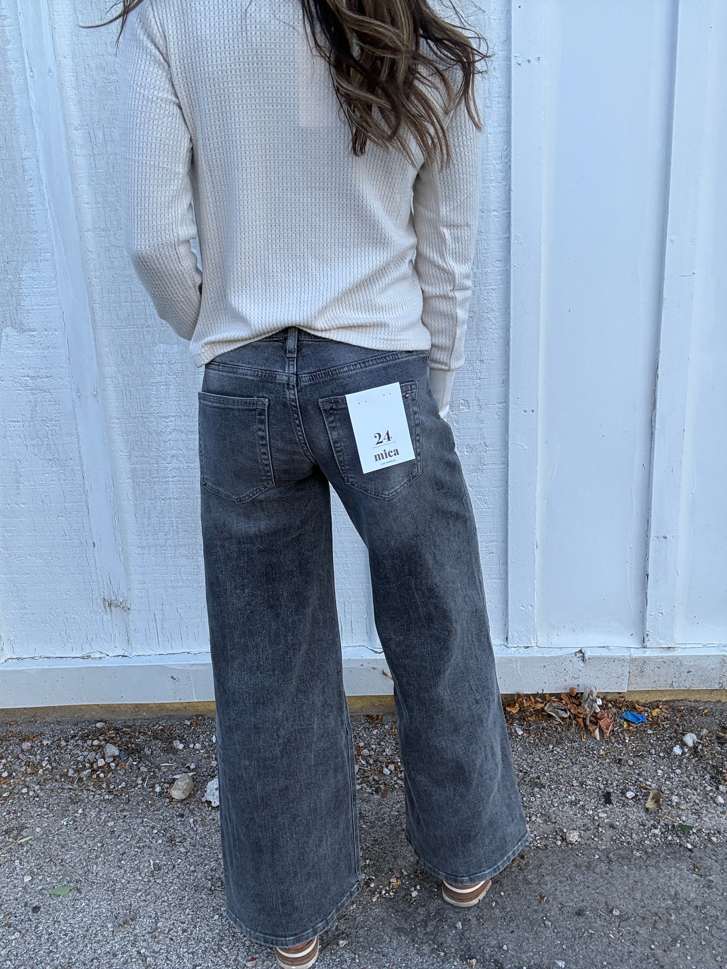 MICA LR Crease Gray WL Jean