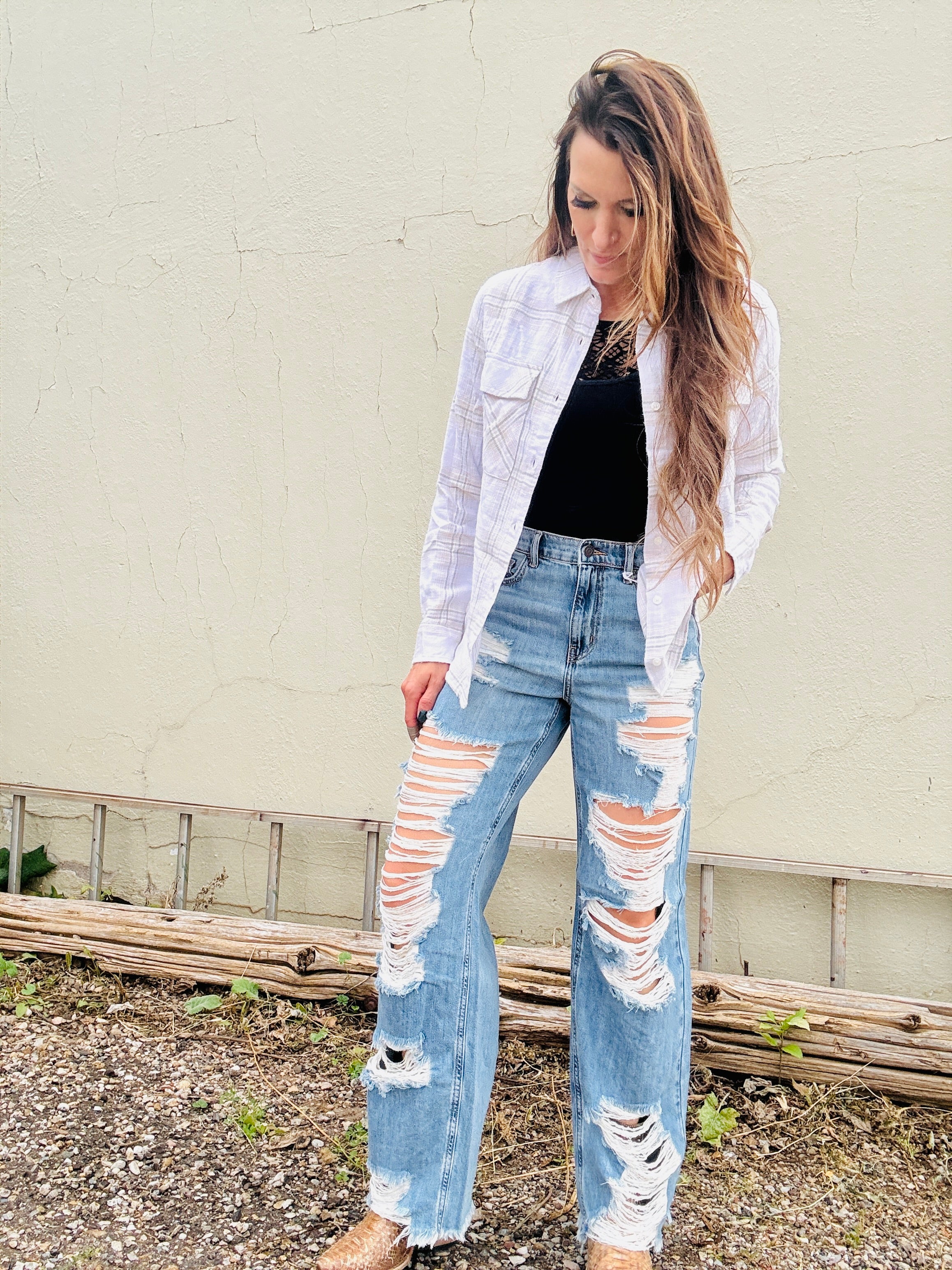 HR Wide Leg Super Distressed Jean