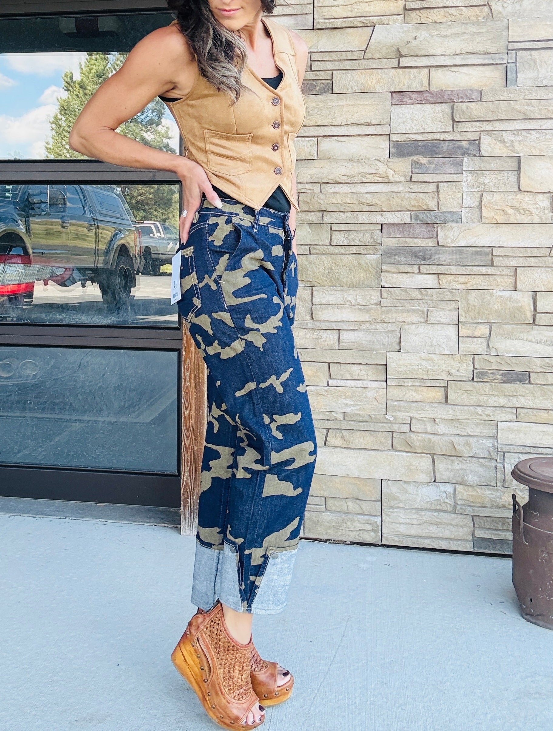 MICA HR Firefly Camo Straight