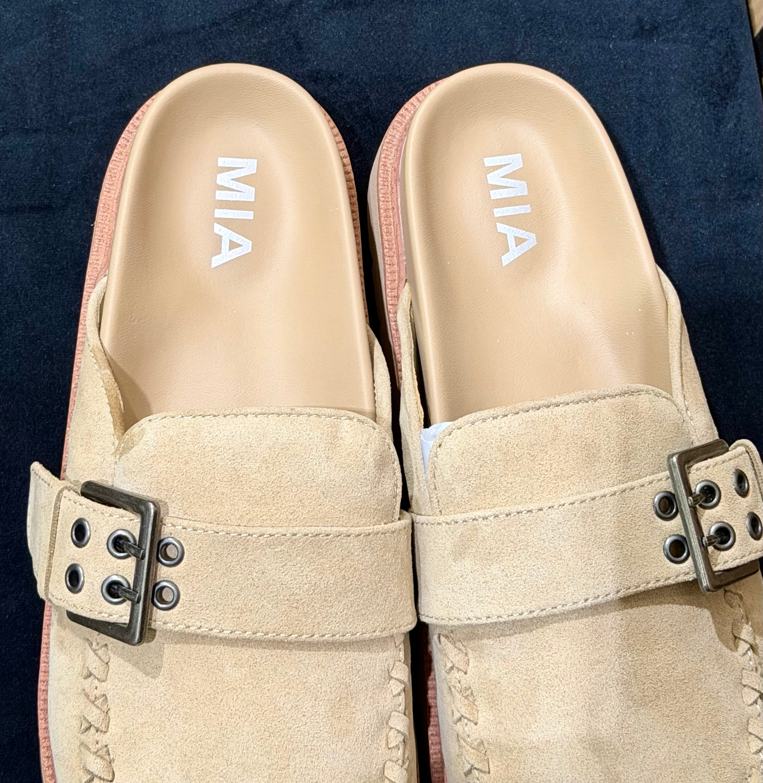 Mia Zaina Slip-On