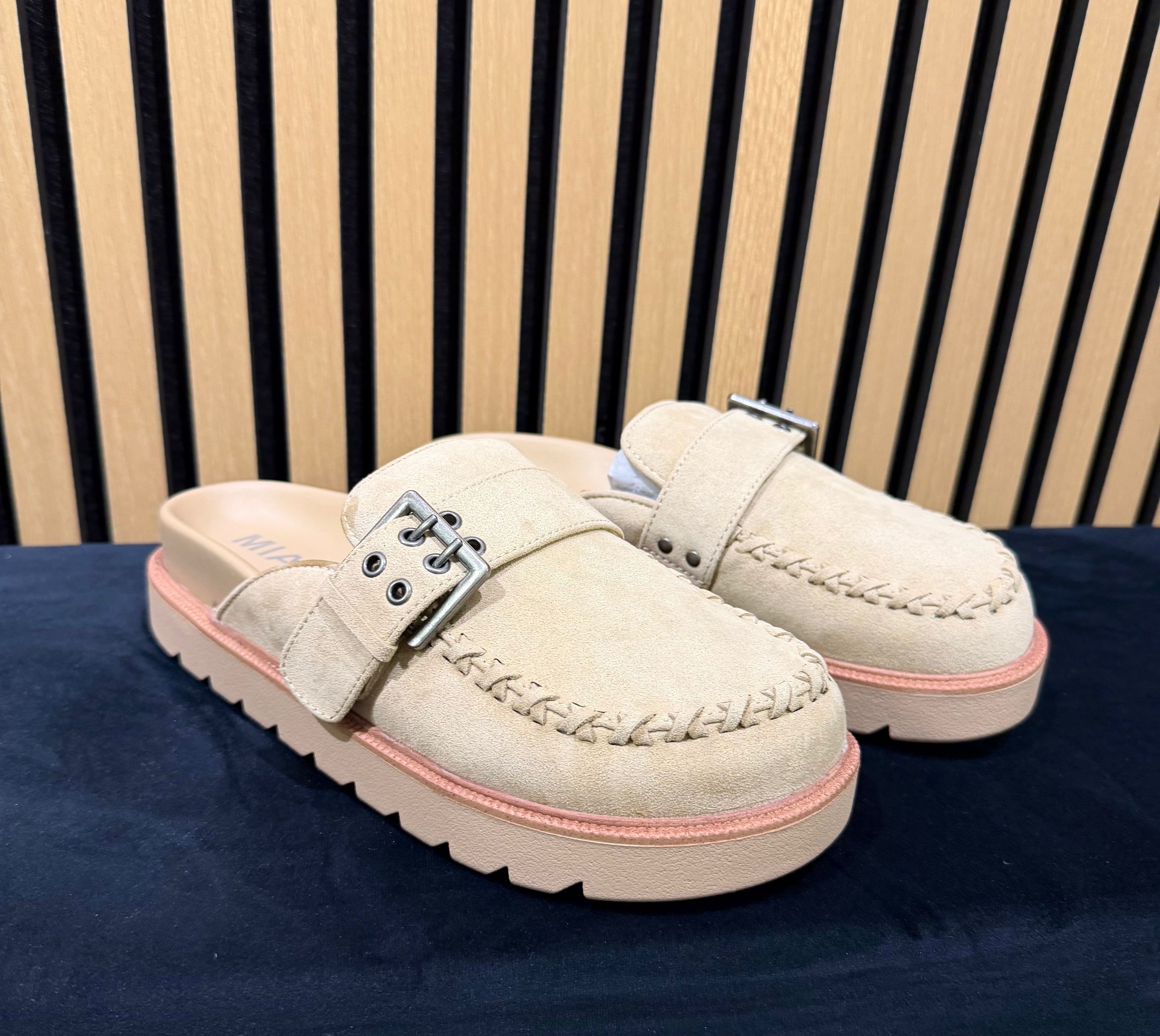 Mia Zaina Slip-On
