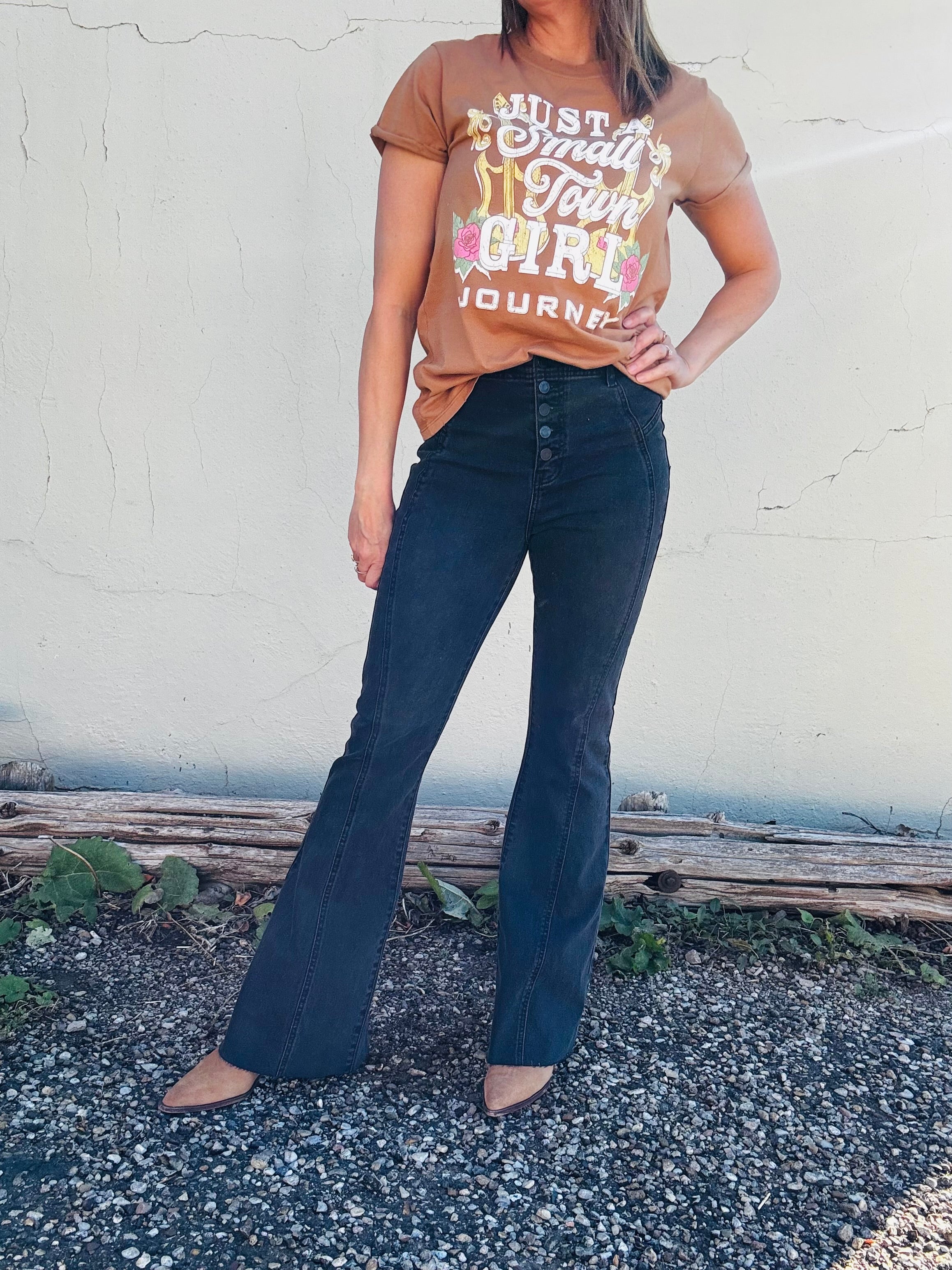 RECYCLED KARMA Journey Tee