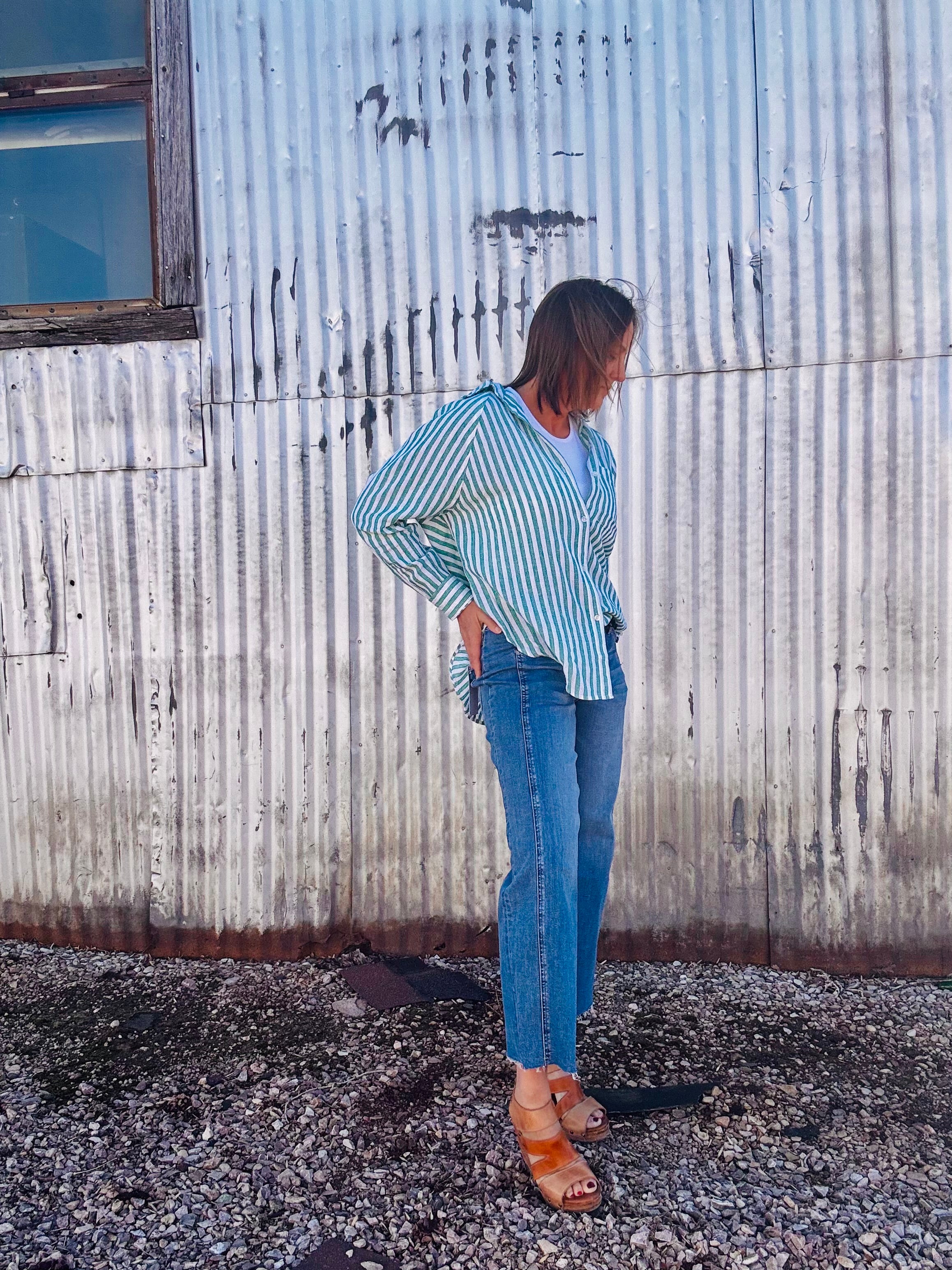 MICA MR Blue Chill Straight Crop