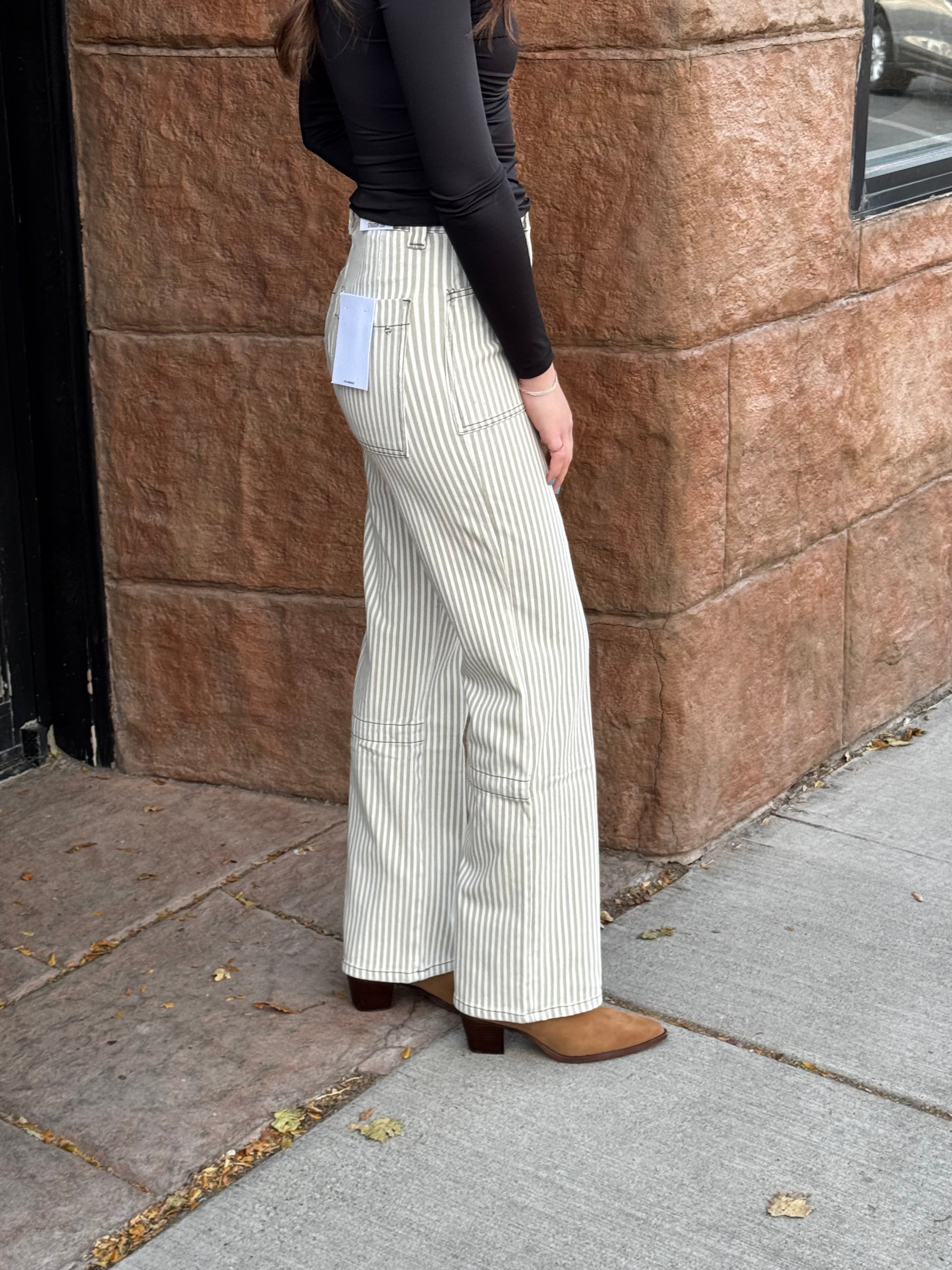 MICA SHR Grey Dawn Straight