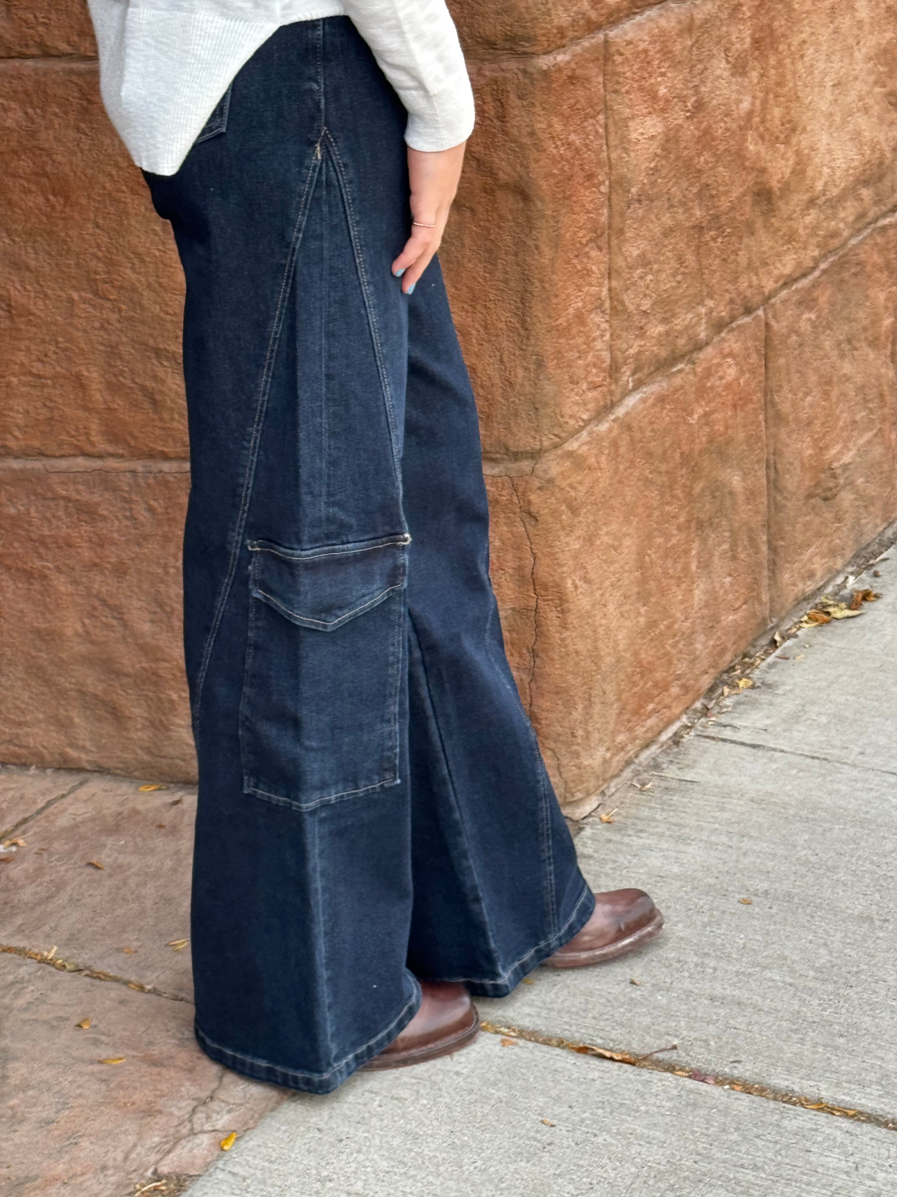 MICA HR Wide Leg Cargo Sapphire