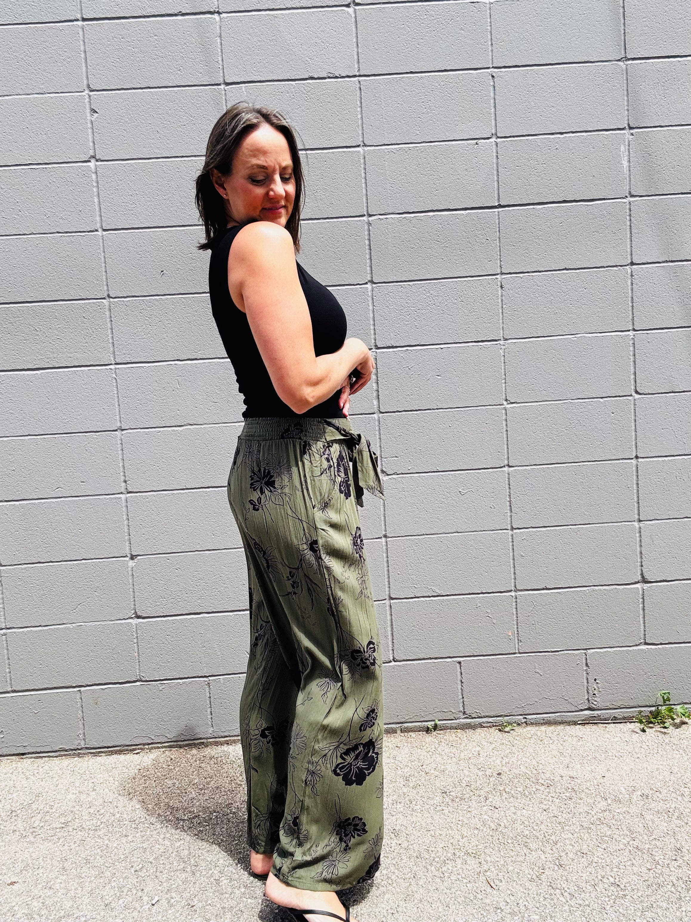 Tie Waist Wide Leg Pant