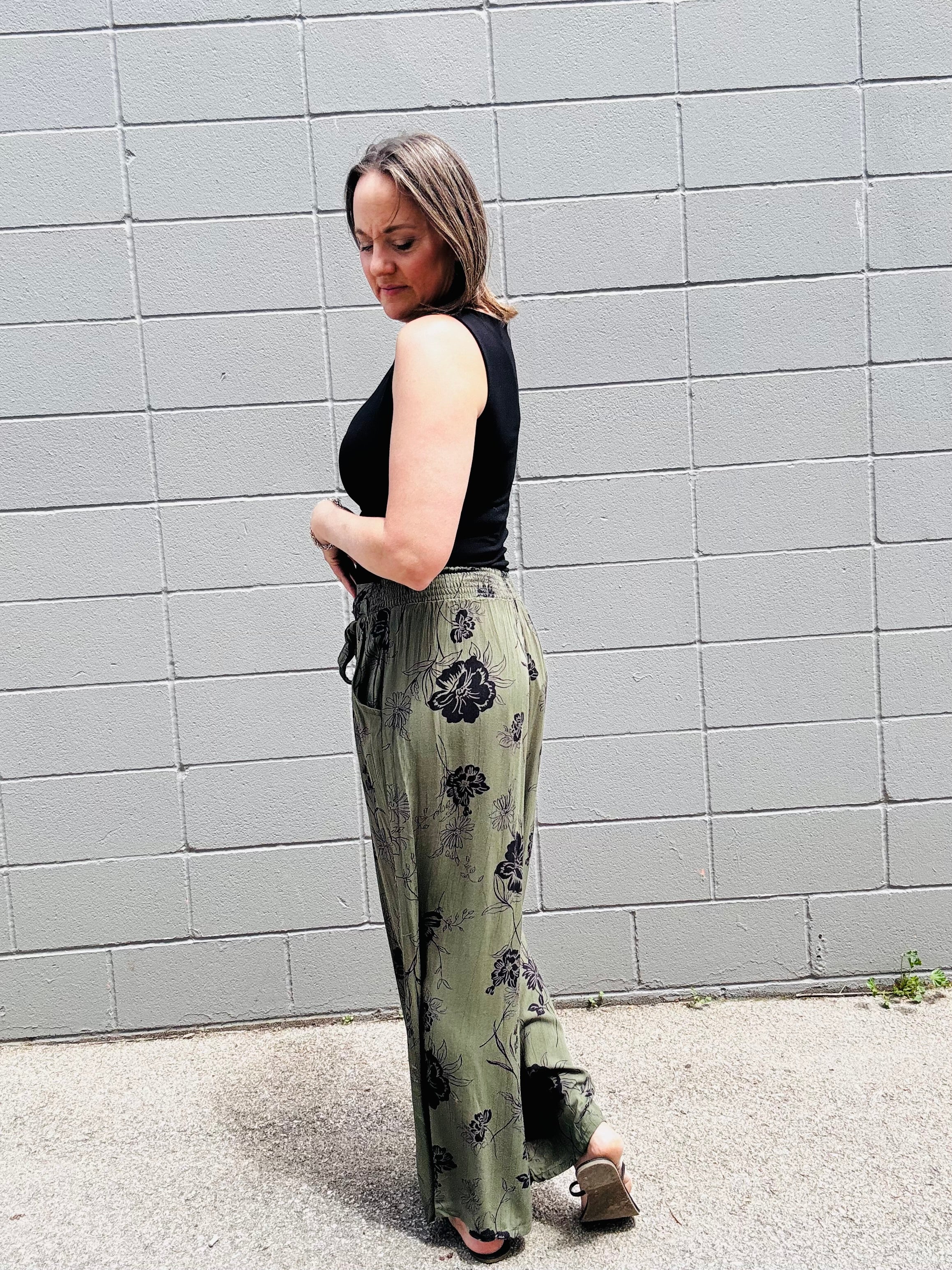 Tie Waist Wide Leg Pant