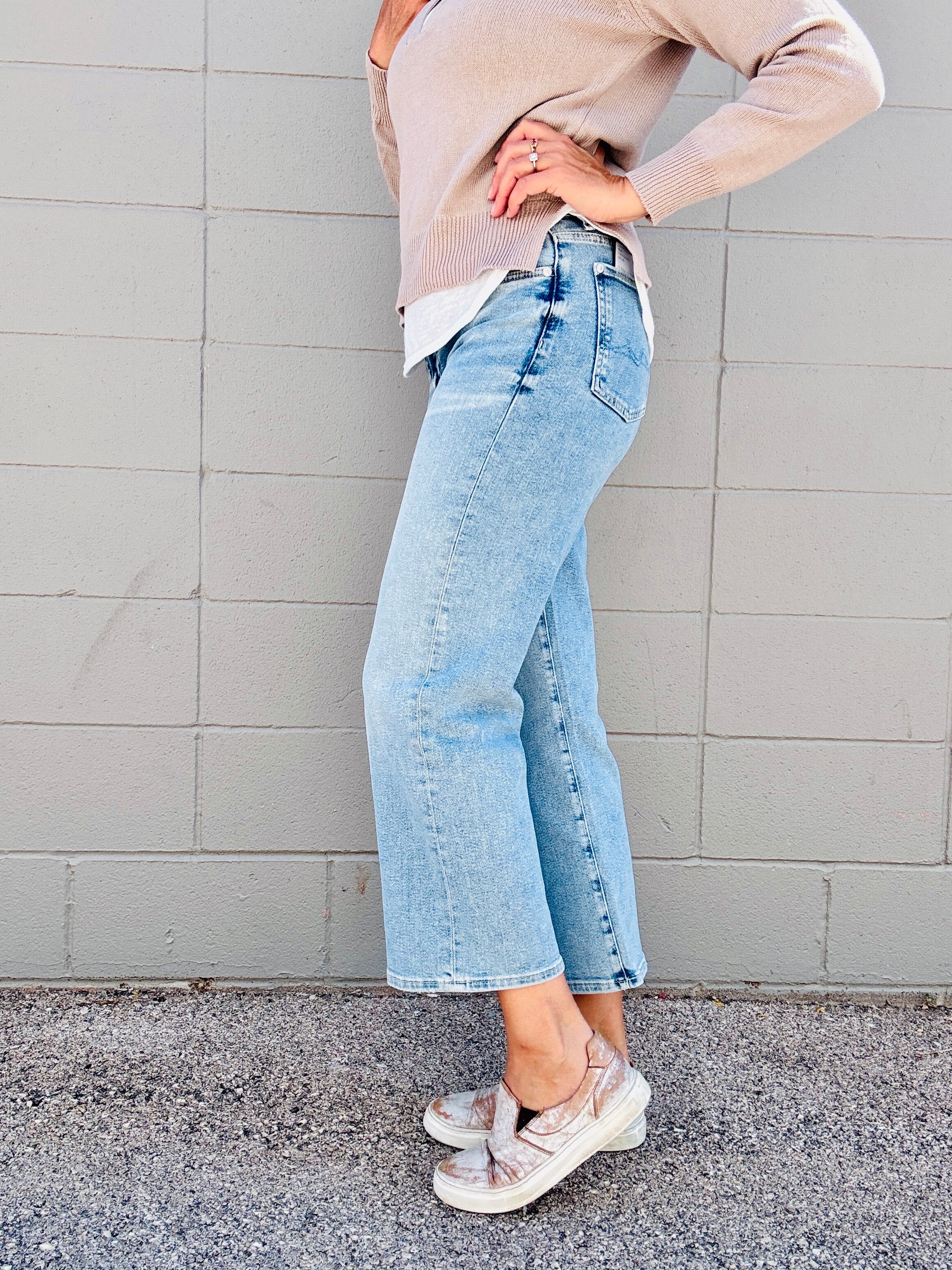 7 FOR ALL MANKIND CROPPED ALEXA