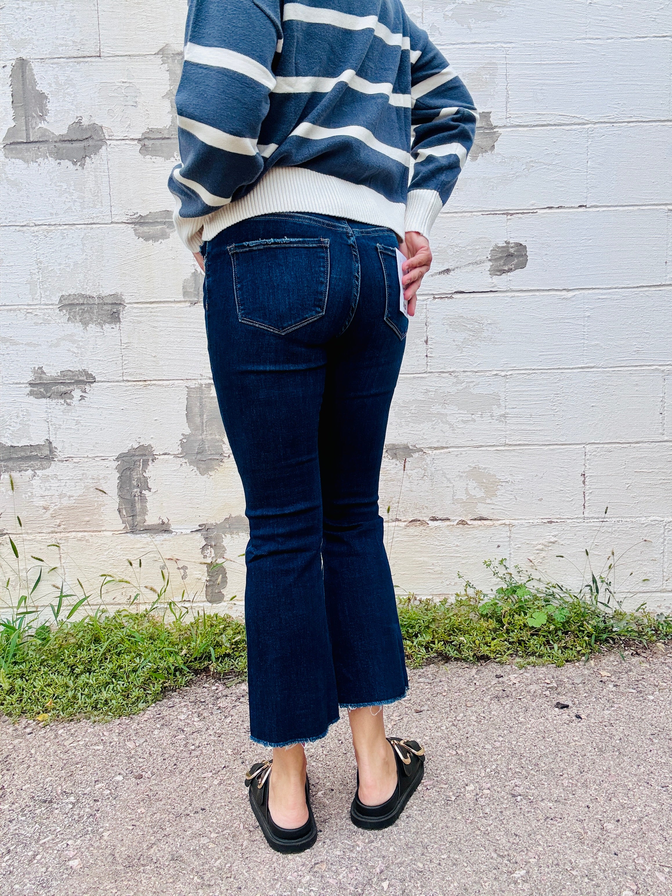 MICA MR Bootcut Cropped