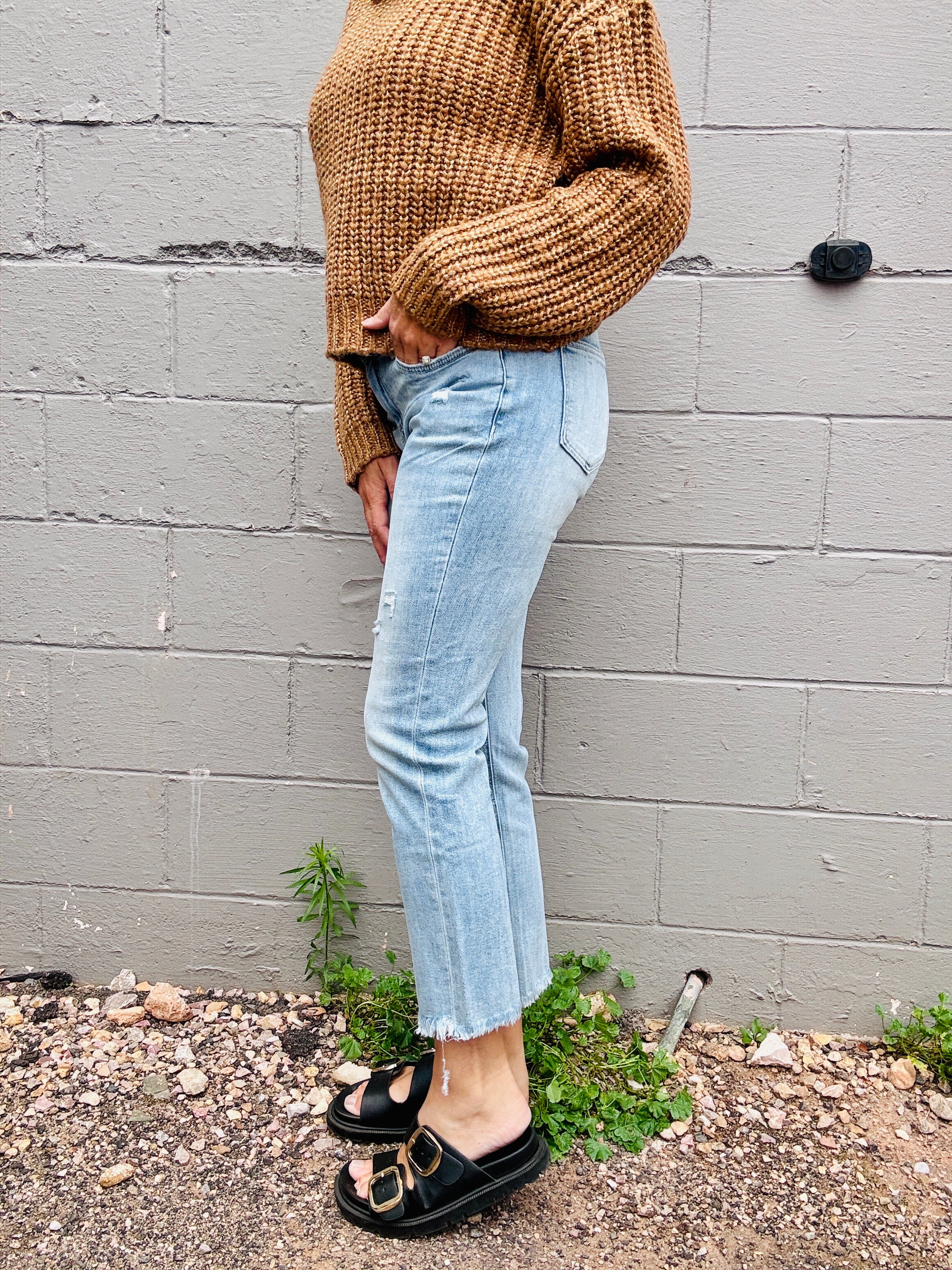 MICA MR Cigarette Crop