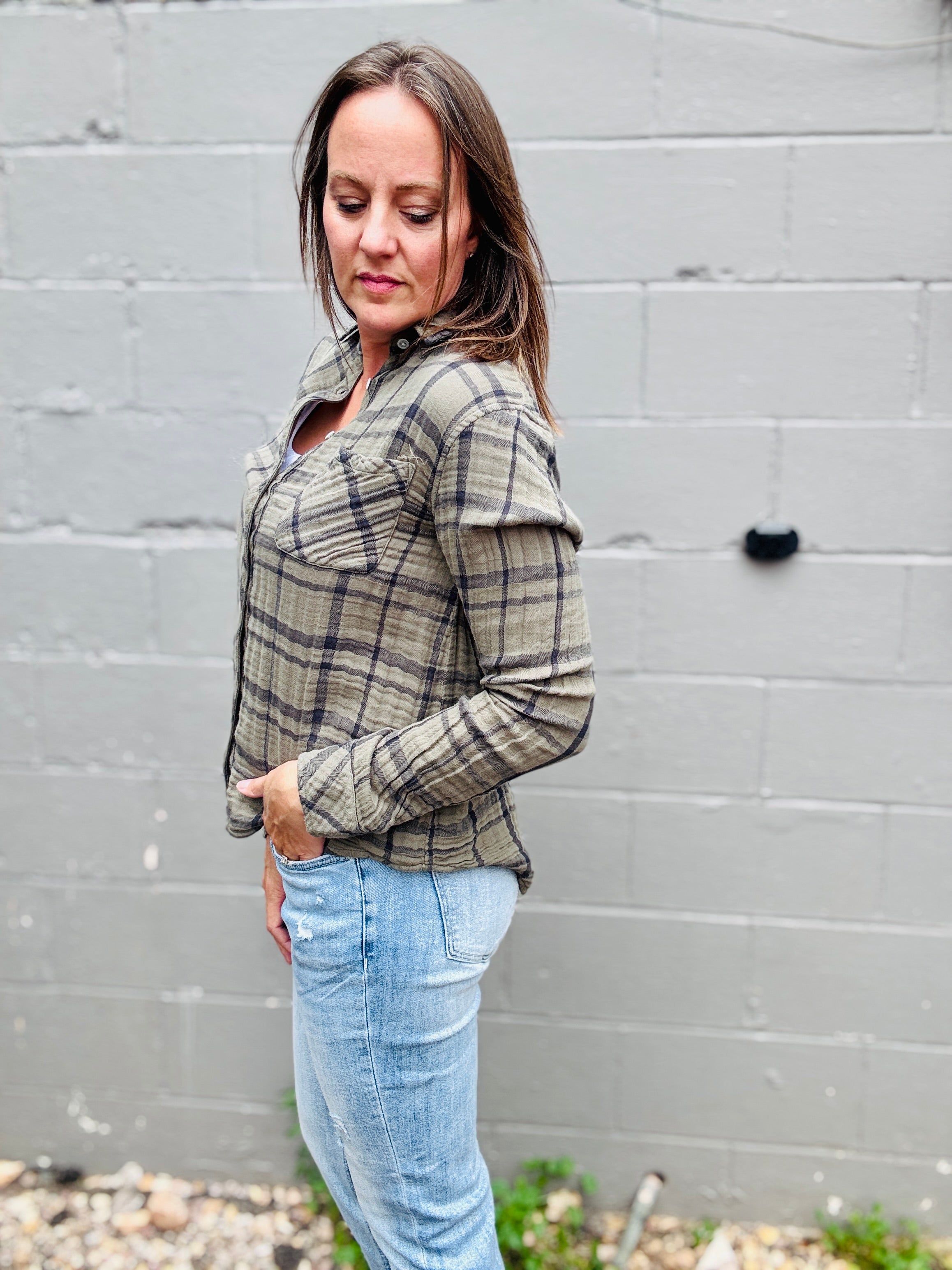 DYLAN Taylor Plaid Button-Up